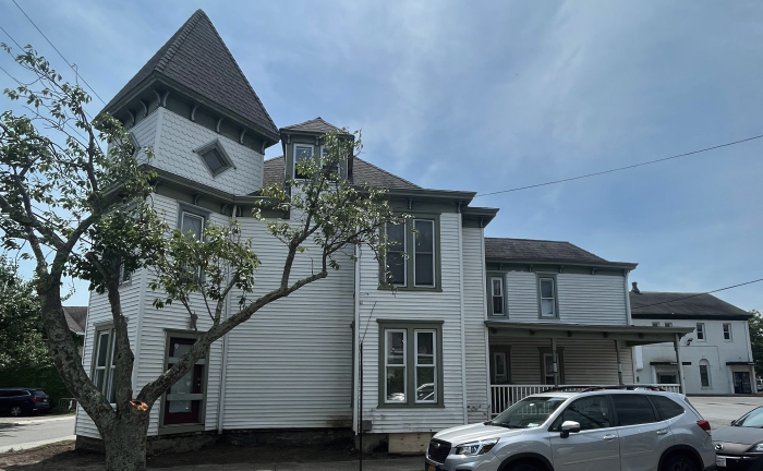 Historic building before restoration - 3